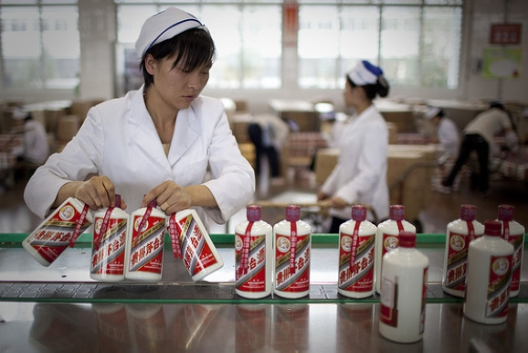 茅台周期性危机分析及投资者应对策略